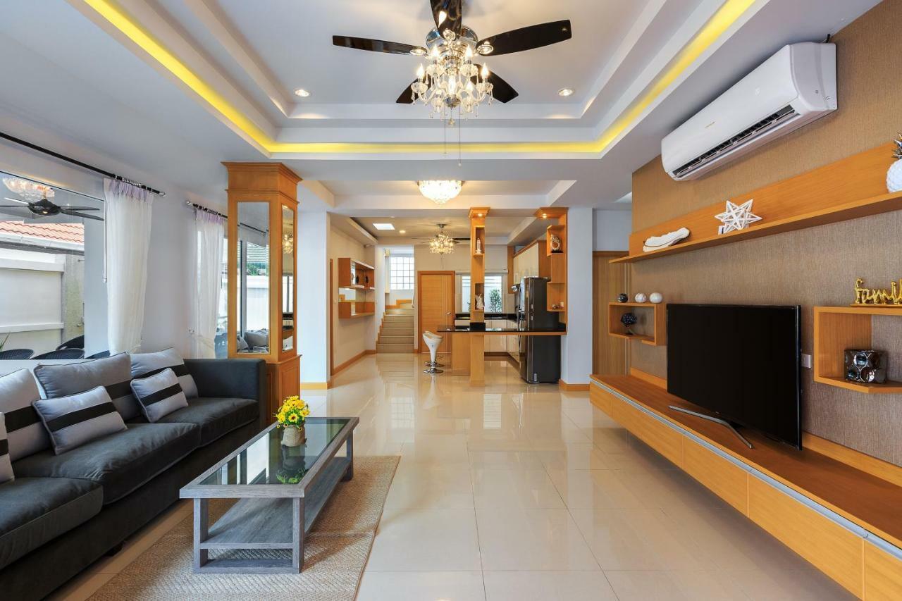 Gala Villa Pattaya Luaran gambar